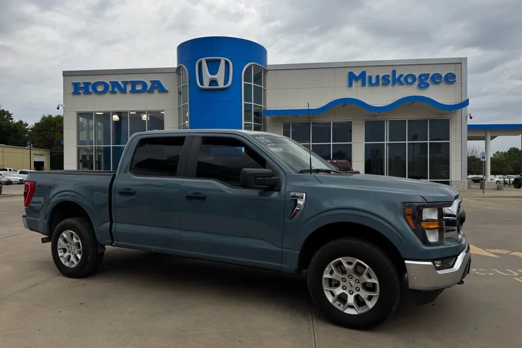 2023 Ford F-150 XLT photo 1