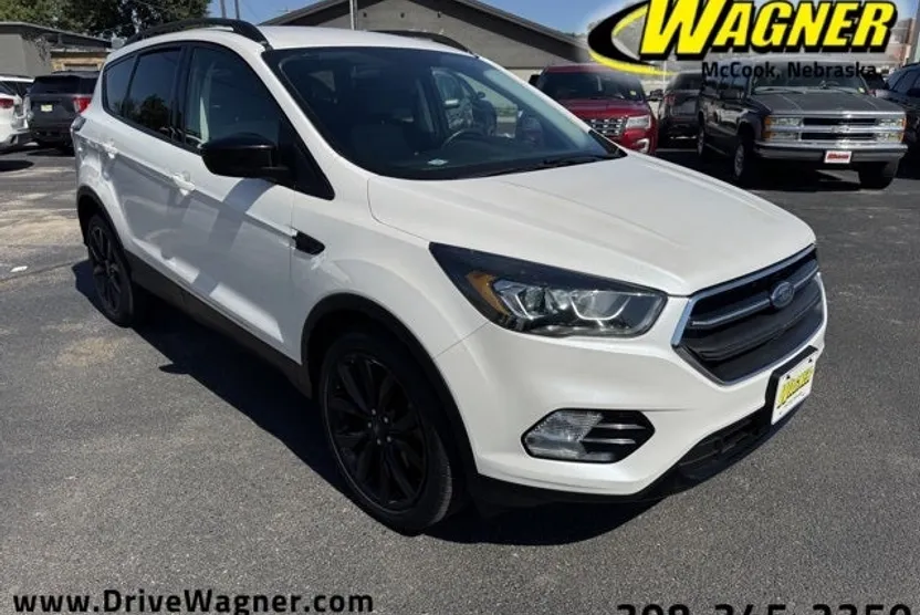 2017 Ford Escape SE photo 1
