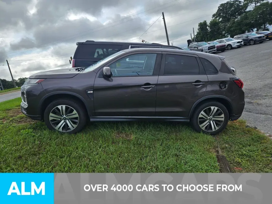 2021 Mitsubishi Outlander Sport ES photo 1
