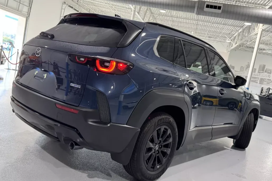 2025 Mazda CX-50 Premium photo 1