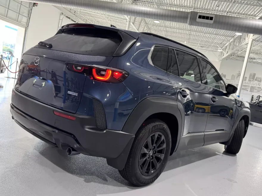 2025 Mazda CX-50 Premium photo 1