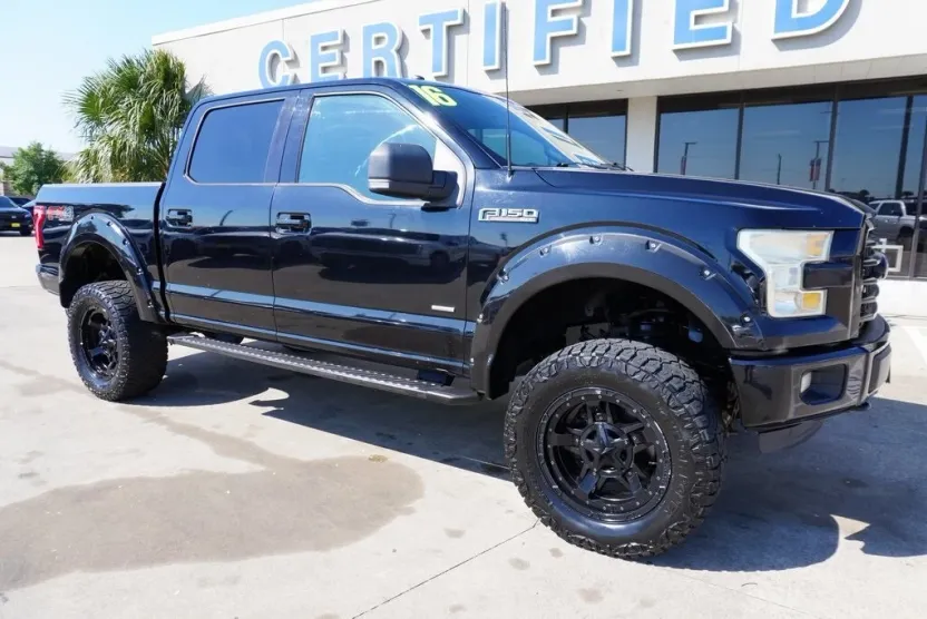 2016 Ford F-150 XLT photo 1