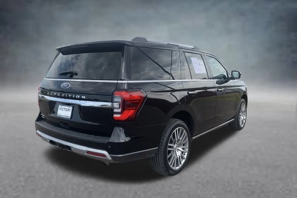 2024 Ford Expedition Limited photo 1