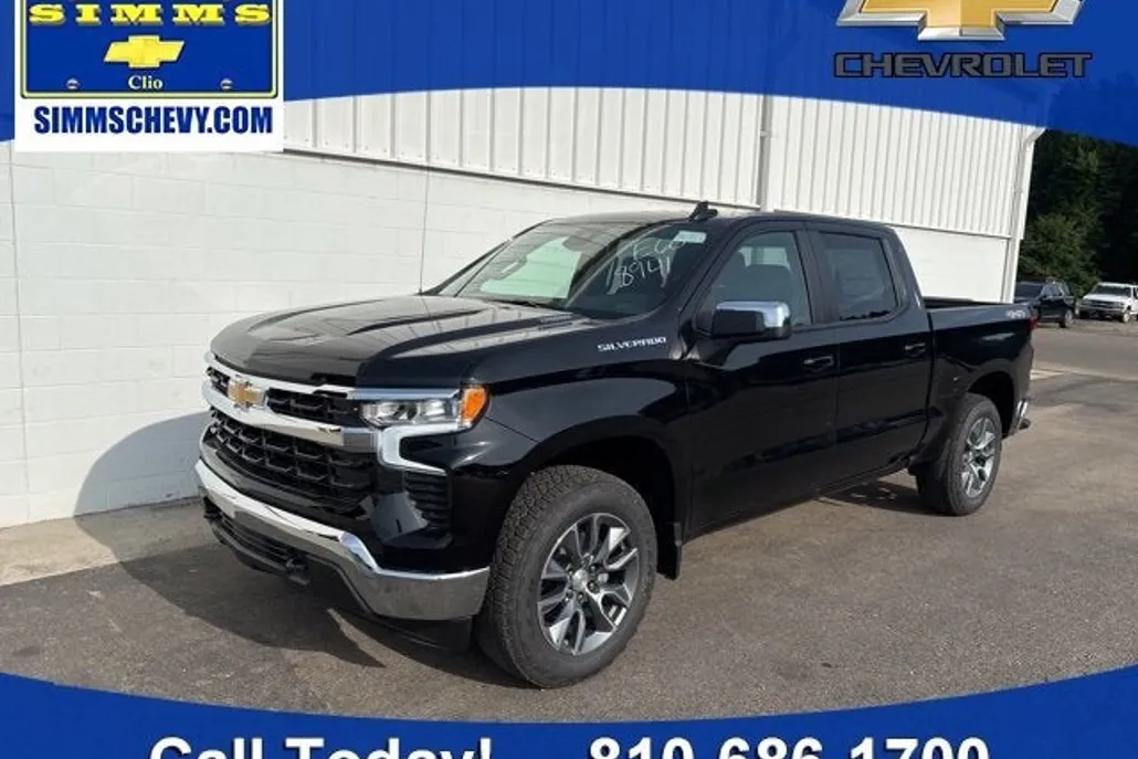 2026 Chevrolet Silverado 1500 LT photo 1