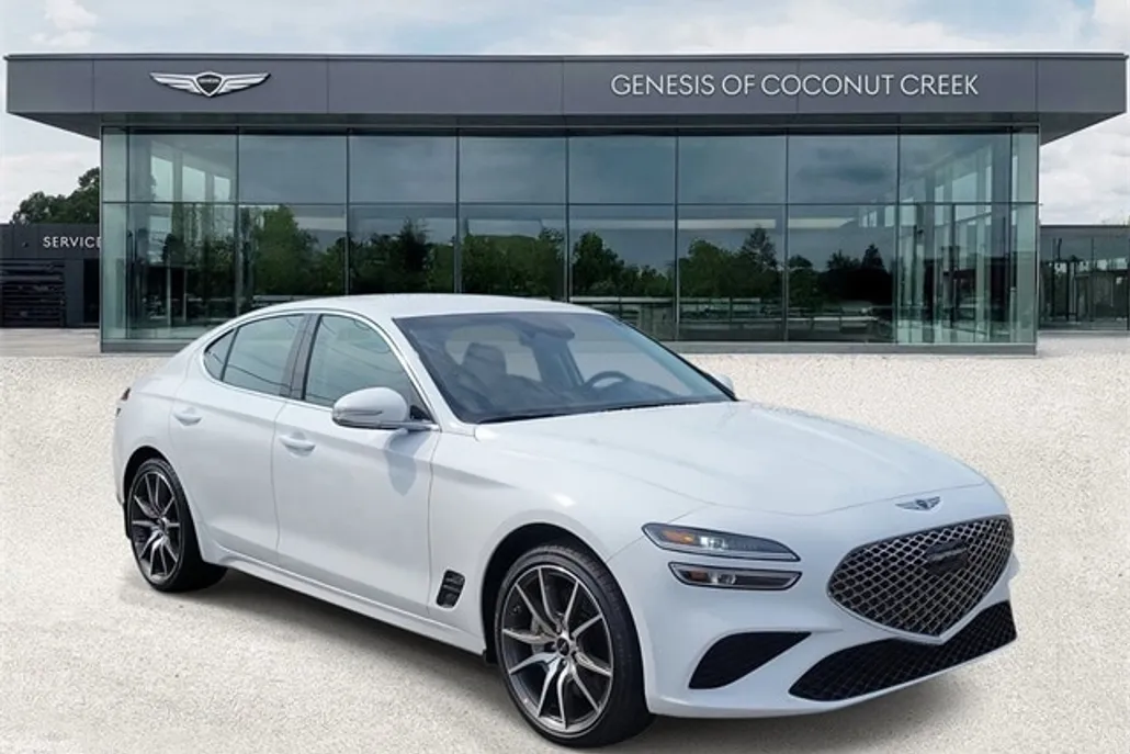 2025 Genesis G70 2.5T photo 1