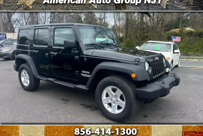 2013 Jeep Wrangler Unlimited Sport photo 1