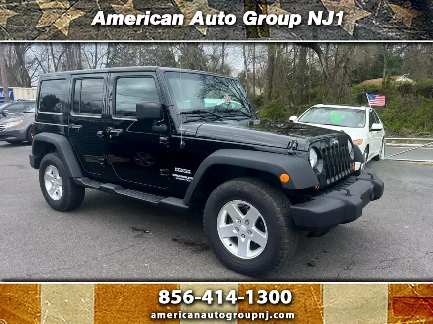 2013 Jeep Wrangler Unlimited Sport photo 1
