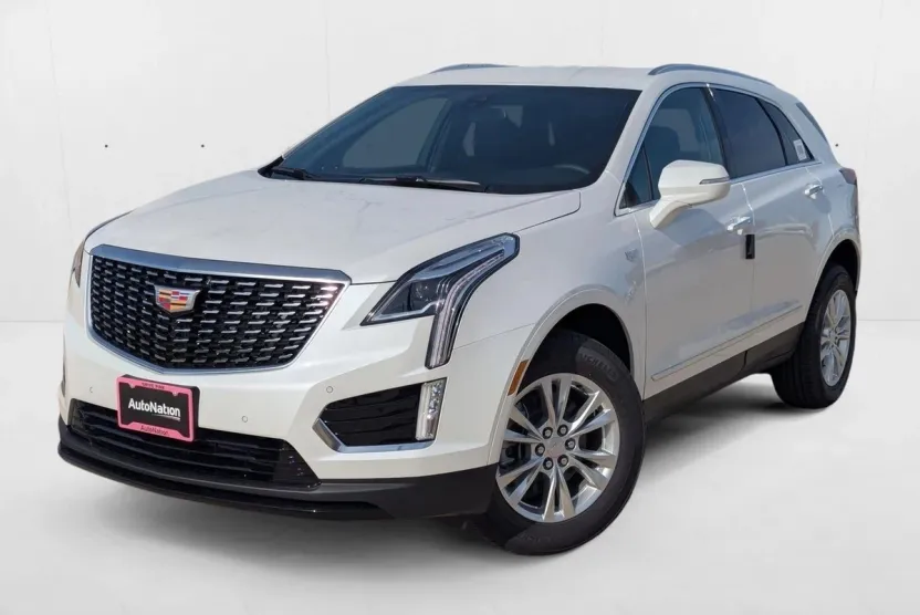 2025 Cadillac XT5 Luxury photo 1