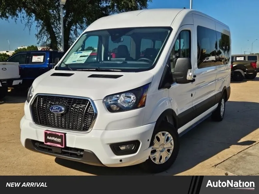 2025 Ford Transit photo 1
