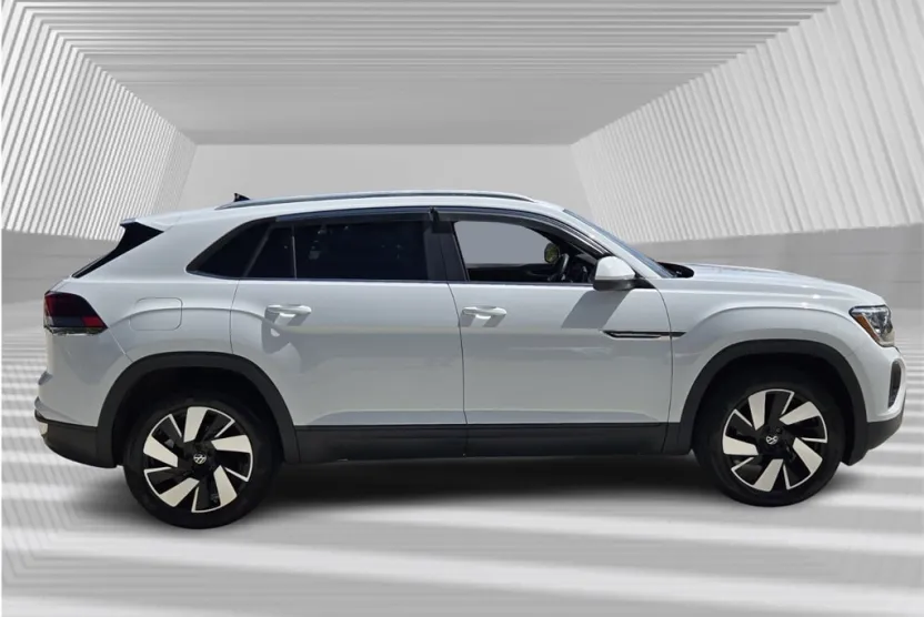 2024 Volkswagen Atlas Cross Sport SE Technology photo 1