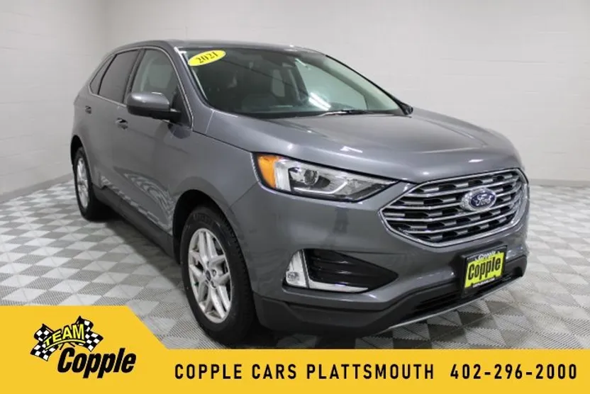 2021 Ford Edge SEL photo 1