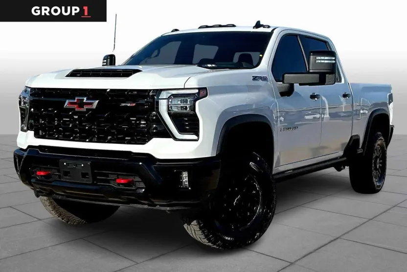 2024 Chevrolet Silverado 2500HD ZR2 photo 1
