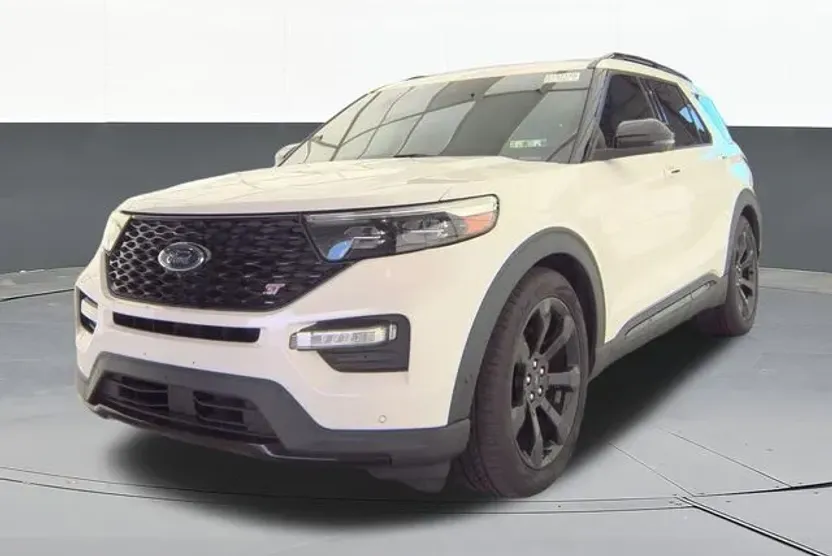 2020 Ford Explorer ST photo 1