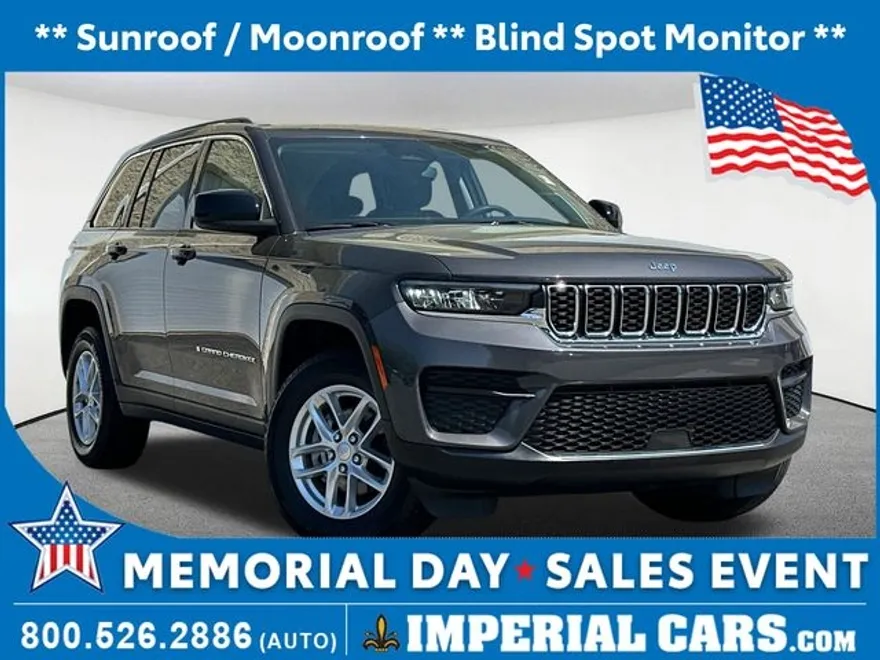 2023 Jeep Grand Cherokee Laredo photo 1