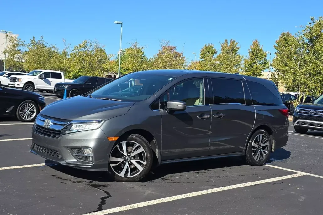 2020 Honda Odyssey Elite photo 1