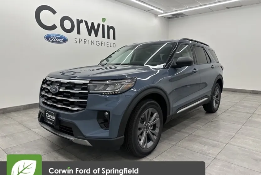 2025 Ford Explorer photo 1