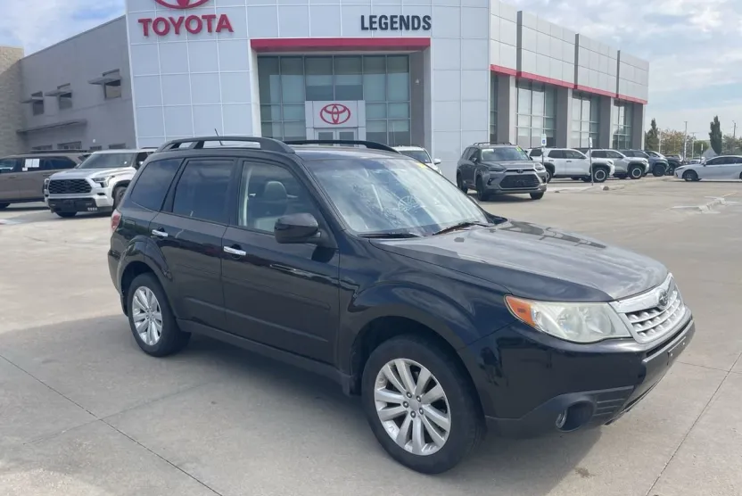 2013 Subaru Forester 2.5X photo 1