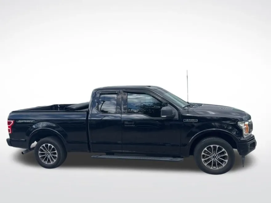 2018 Ford F-150 XLT photo 1