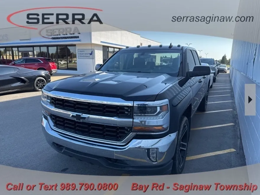 2017 Chevrolet Silverado 1500 LT photo 1