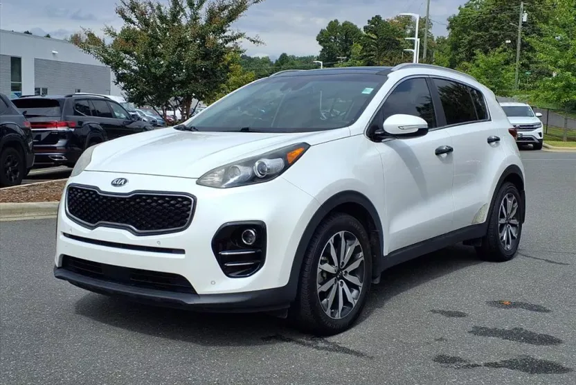 2017 Kia Sportage EX photo 1