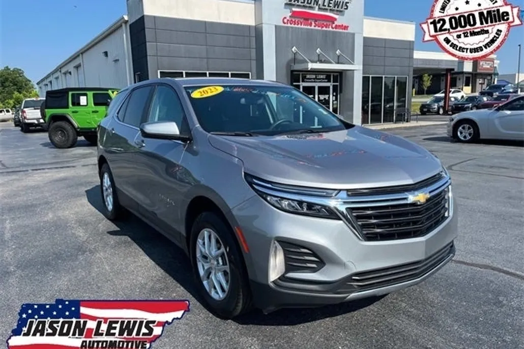 2023 Chevrolet Equinox LT photo 1