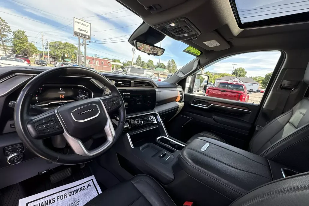 2024 Gmc Sierra 2500 HD Denali photo 1