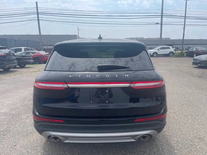 2024 Lincoln Corsair Premiere photo 1