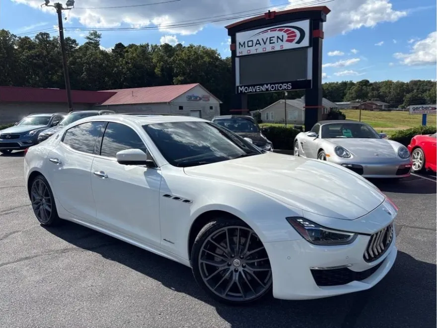2021 Maserati Ghibli GranLusso photo 1