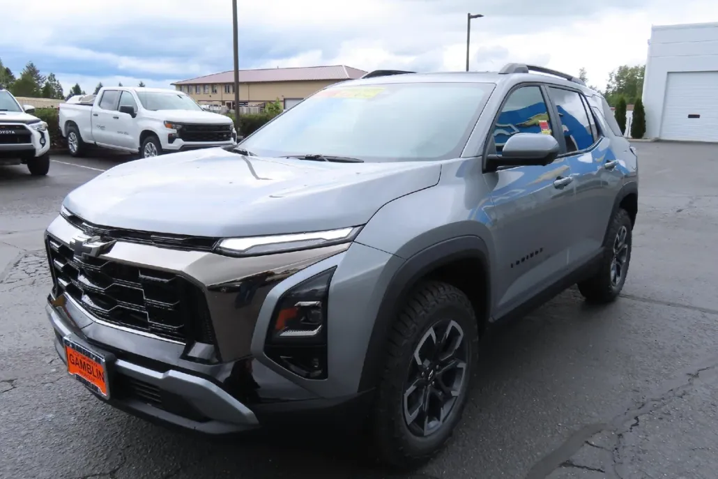 2025 Chevrolet Equinox ACTIV photo 1