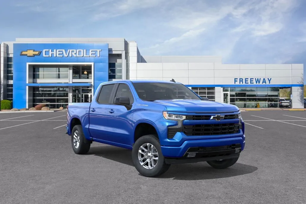 2026 Chevrolet Silverado 1500 RST photo 1
