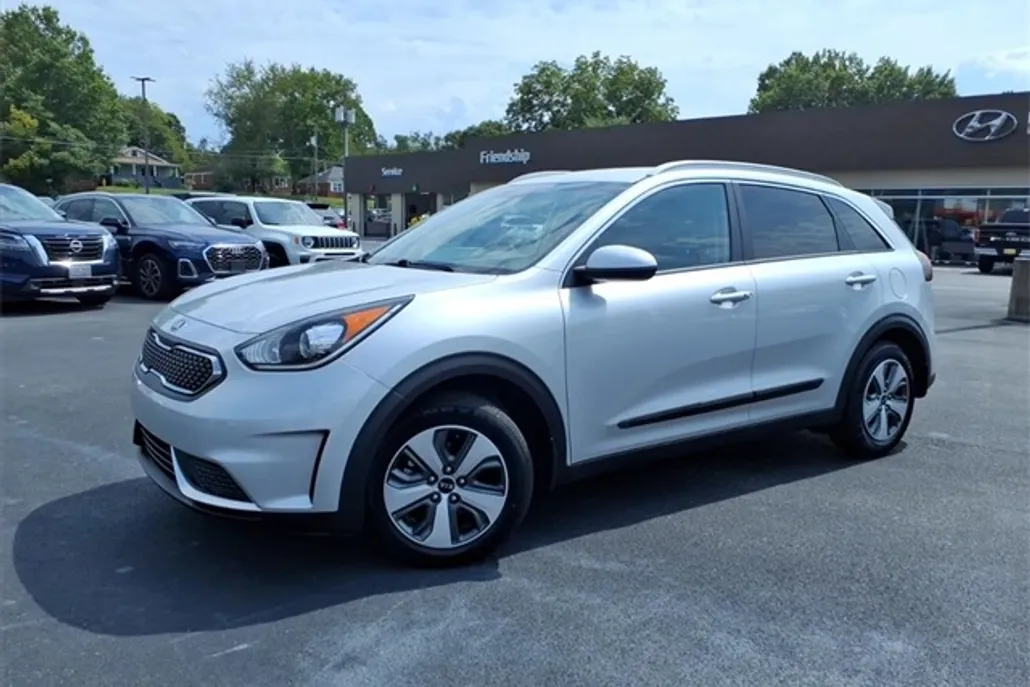 2019 Kia Niro LX photo 1