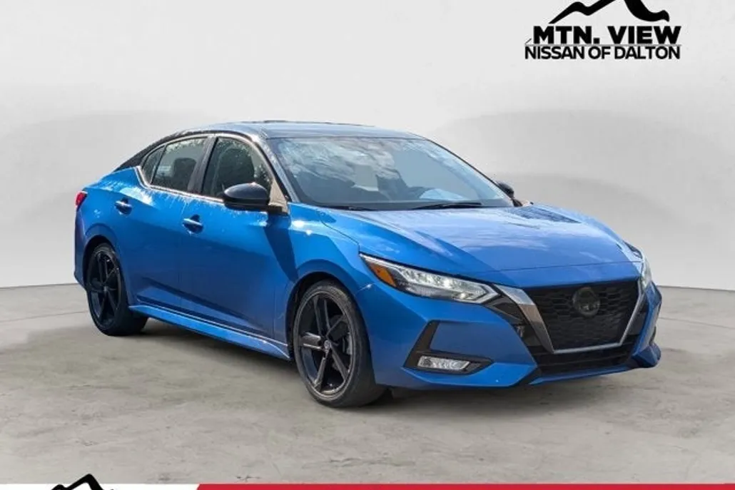 2022 Nissan Sentra SR photo 1