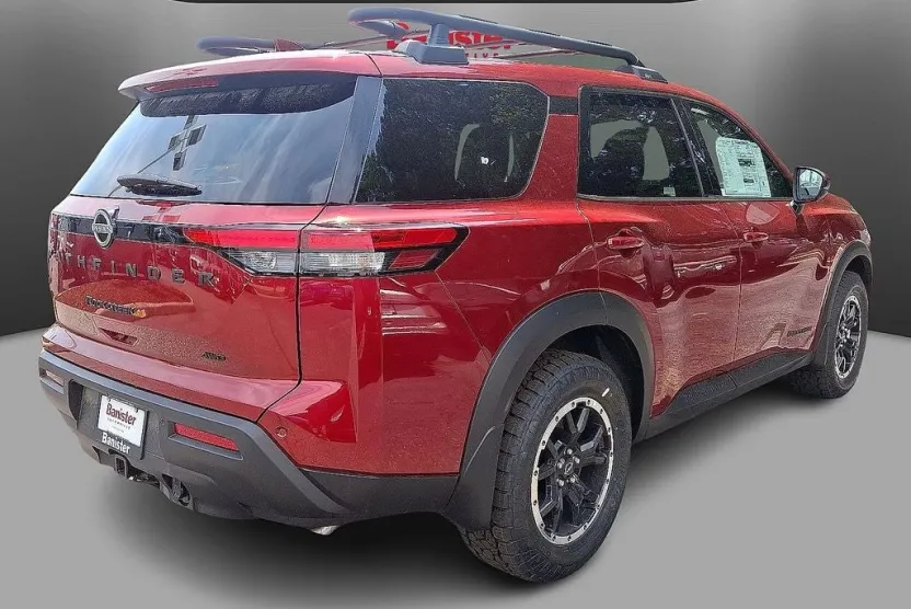 2025 Nissan Pathfinder Rock Creek photo 1