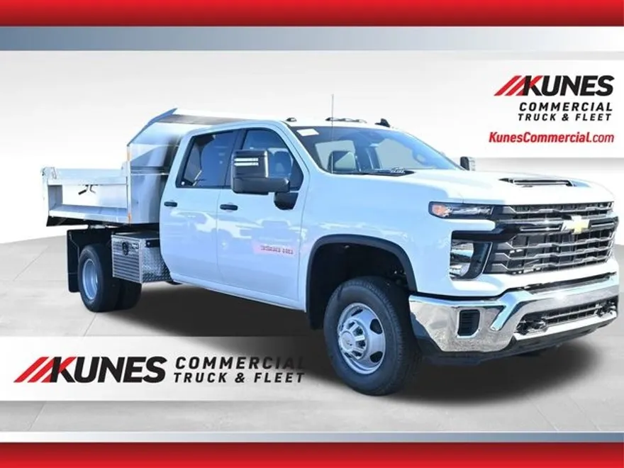 2025 Chevrolet Silverado 3500HD Work Truck photo 1
