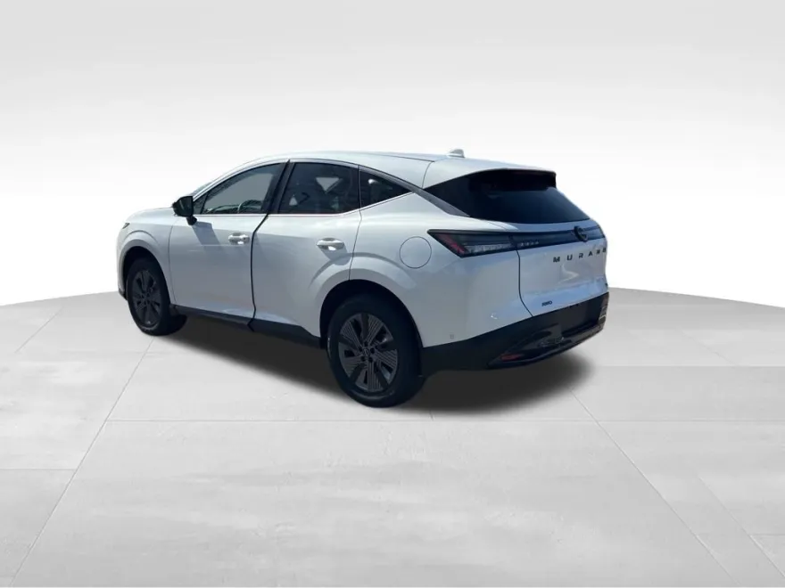 2025 Nissan Murano SL photo 1