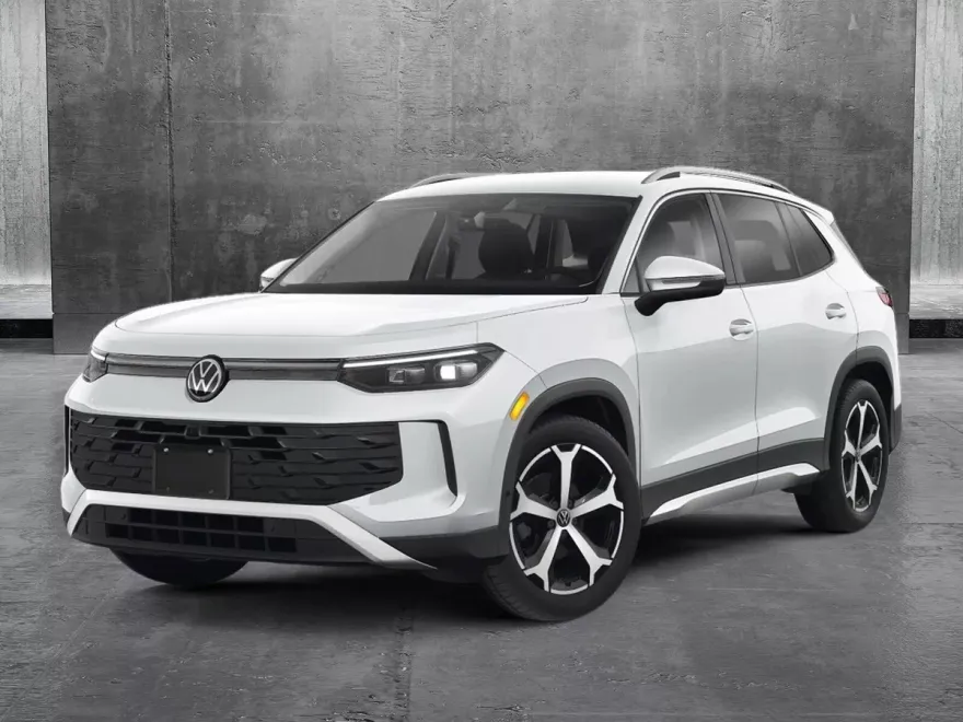 2025 Volkswagen Tiguan SE photo 1