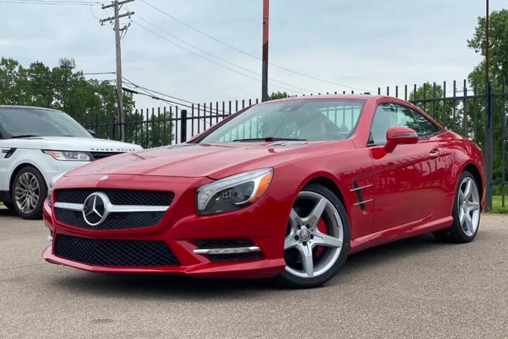 2016 Mercedes Benz SL 550 photo 1