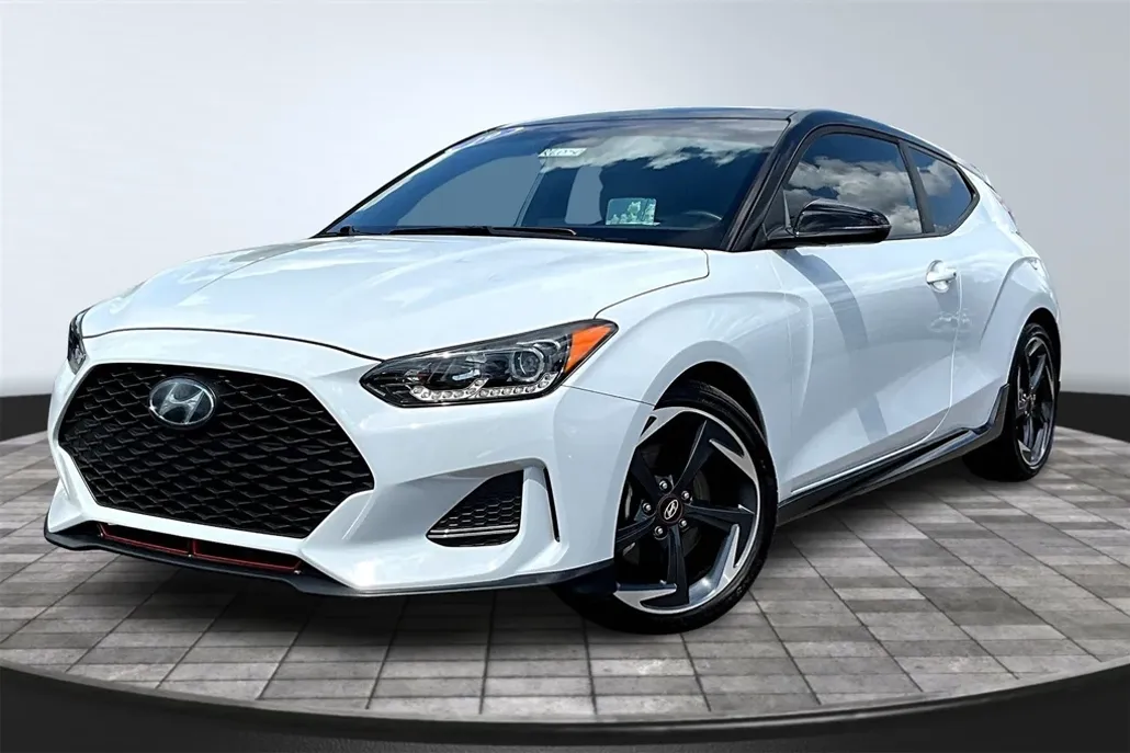 2019 Hyundai Veloster R-Spec Turbo Ultimate photo 1
