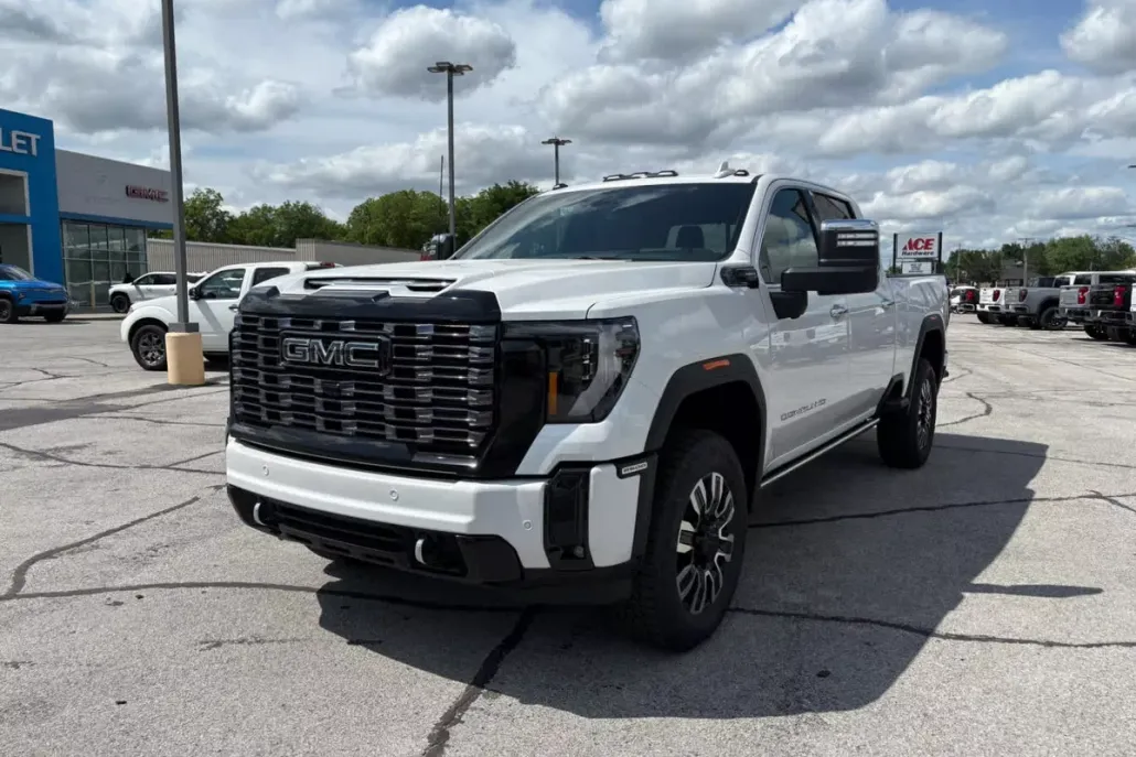2025 Gmc Sierra HD Denali Ultimate photo 1