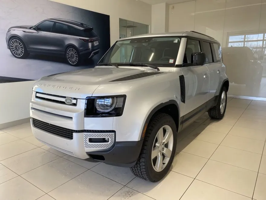 2024 Land Rover Defender 110 S photo 1