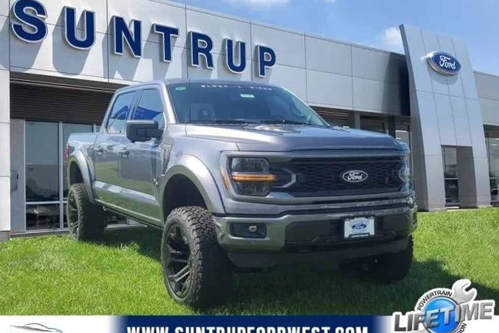 2024 Ford F-150 XLT photo 1