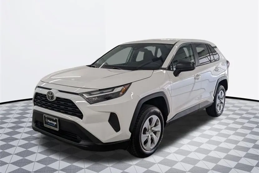 2024 Toyota RAV4 LE Sport photo 1