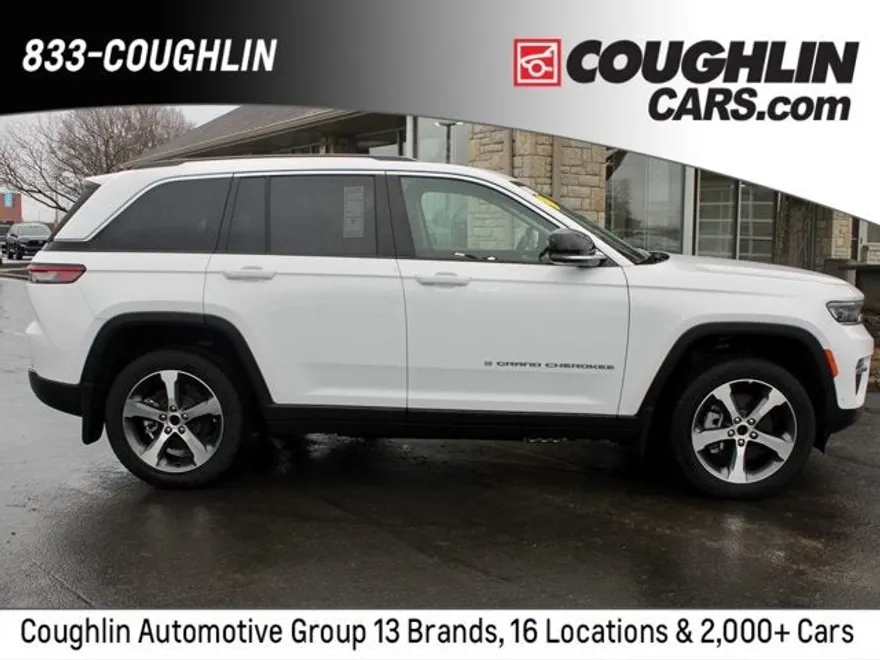 2024 Jeep Cherokee photo 1