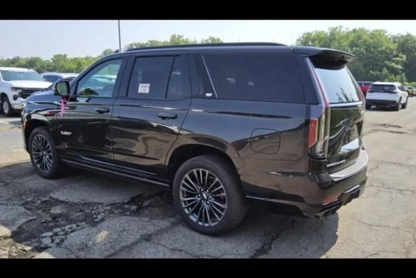 2024 Cadillac Escalade V-Series photo 1