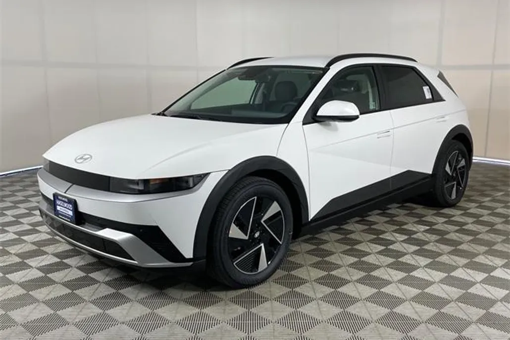 2025 Hyundai Ioniq 5 SEL photo 1