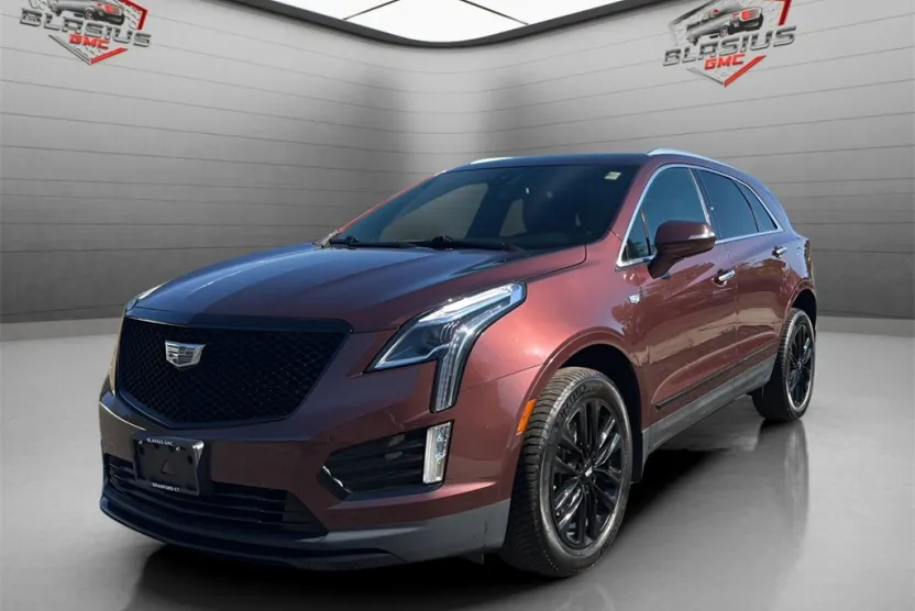 2022 Cadillac XT5 Luxury photo 1