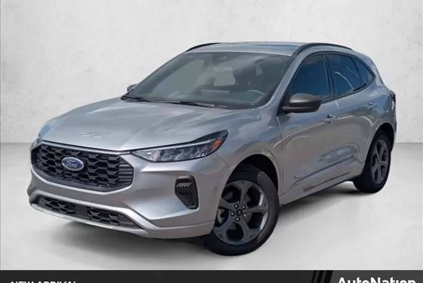 2024 Ford Escape ST-Line photo 1
