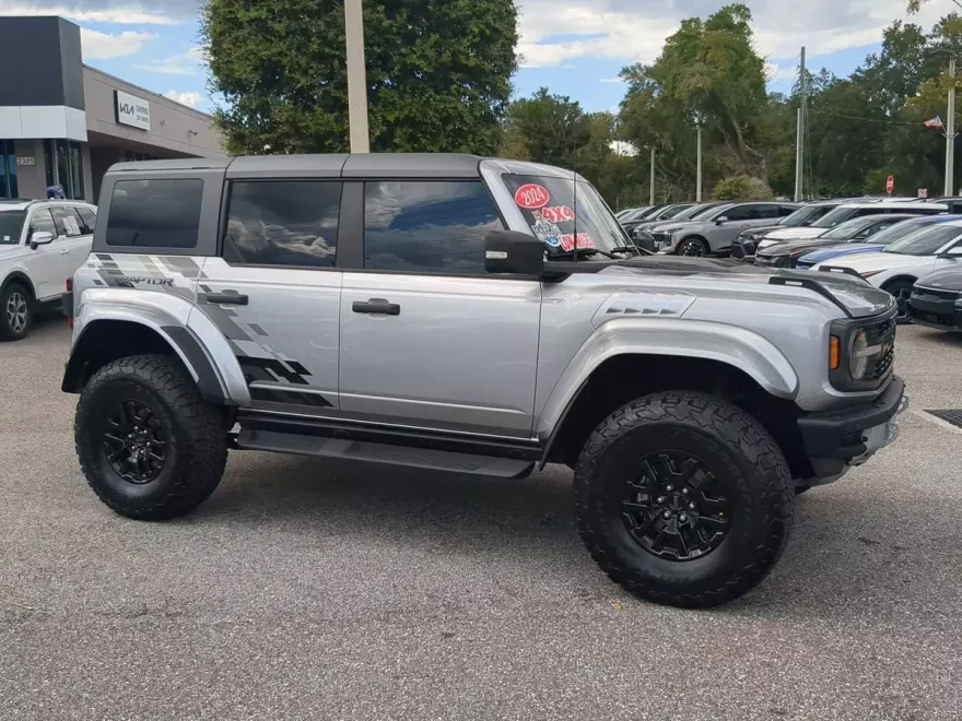 2024 Ford Bronco Raptor photo 1