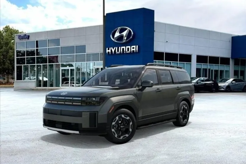 2025 Hyundai Santa Fe SEL photo 1