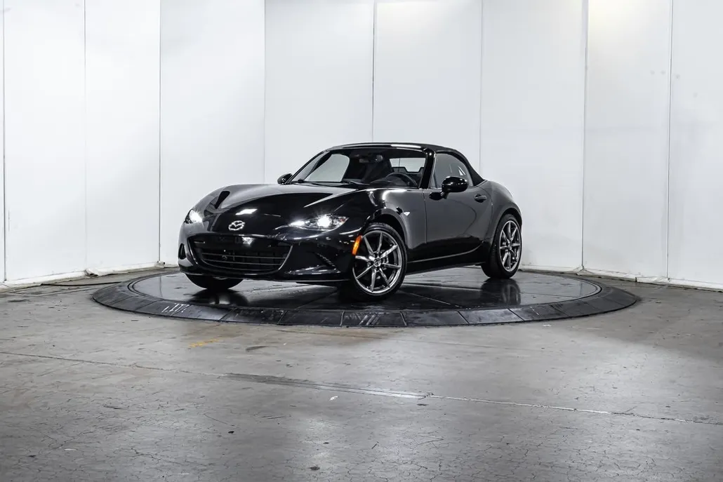 2022 Mazda MX-5 Miata Miata Grand Touring photo 1